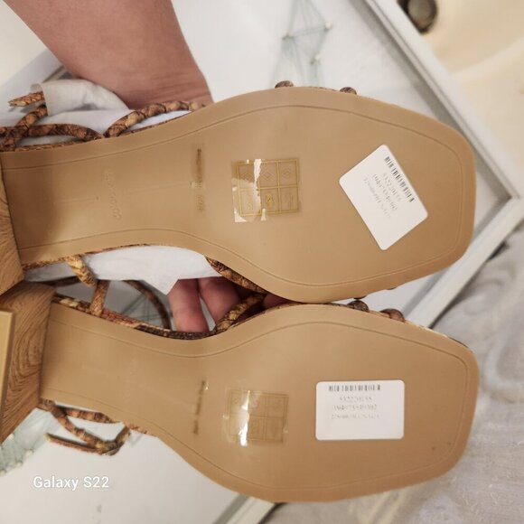 Dolce Vita Zayla Snakeskin Block Heels. NWT. Size 9 - Picture 6 of 8